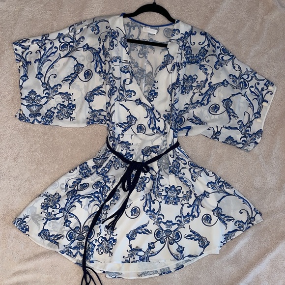 FORUM dress size S - Picture 2 of 9